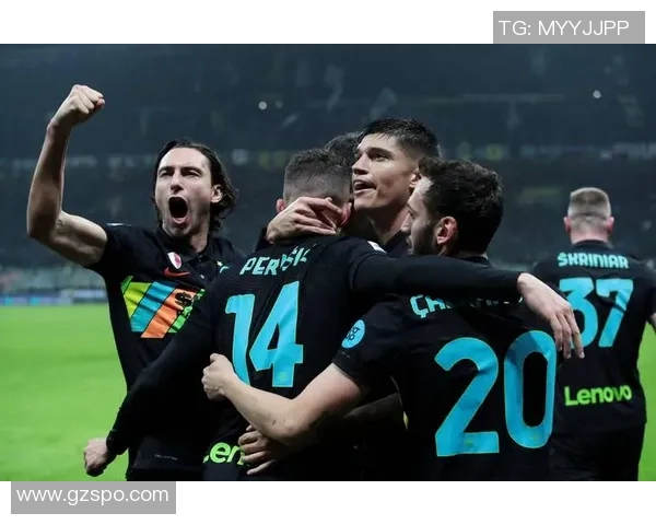 意甲新贵科莫强势崛起阿根廷天才引领球队12场不败冲击冠军